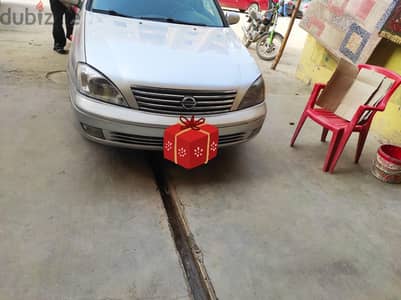 Nissan Sunny 2010
