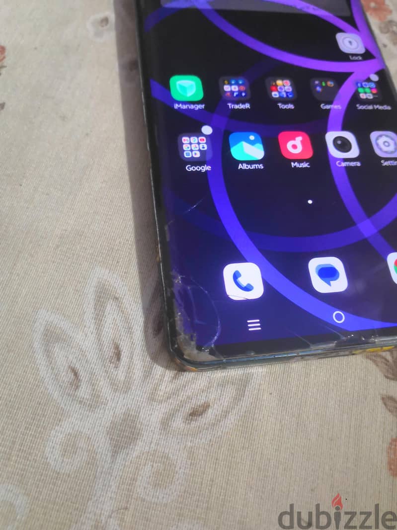 Vivo V30 1