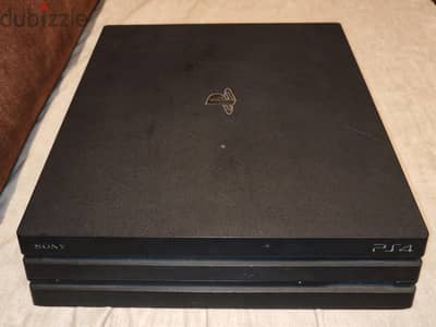 PS4 Pro 1TB + 2 Original Controllers | بلايستيشن 4 برو