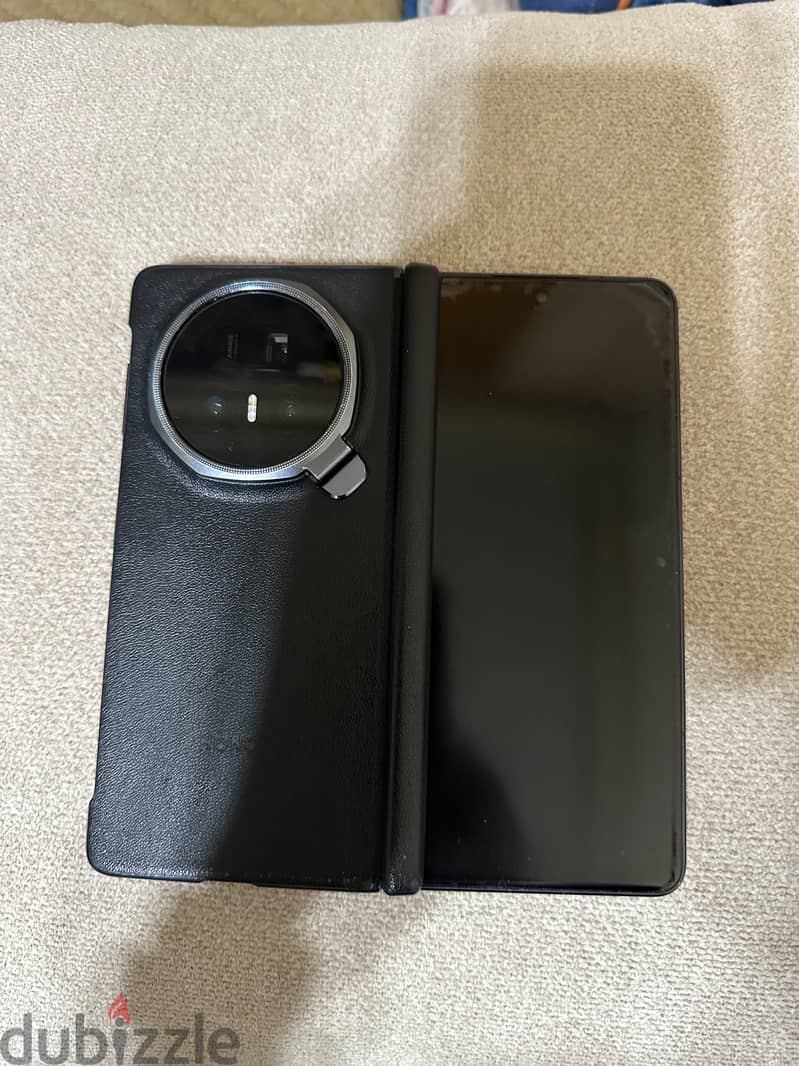 Honor Magic V5 8