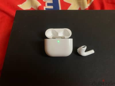 AirPods 4