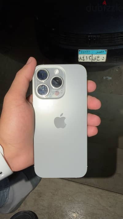 آبل - آيفون 16 برو