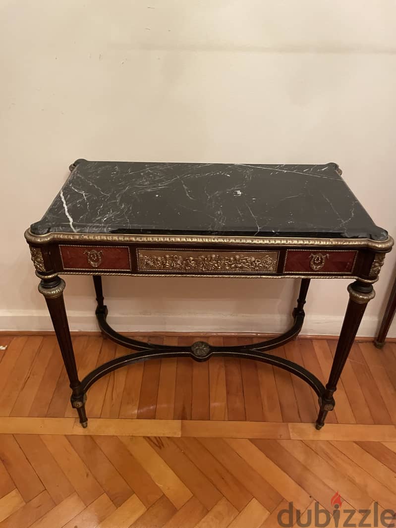 Side table 1
