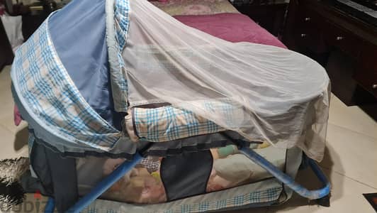 سرير اطفال  ورضع