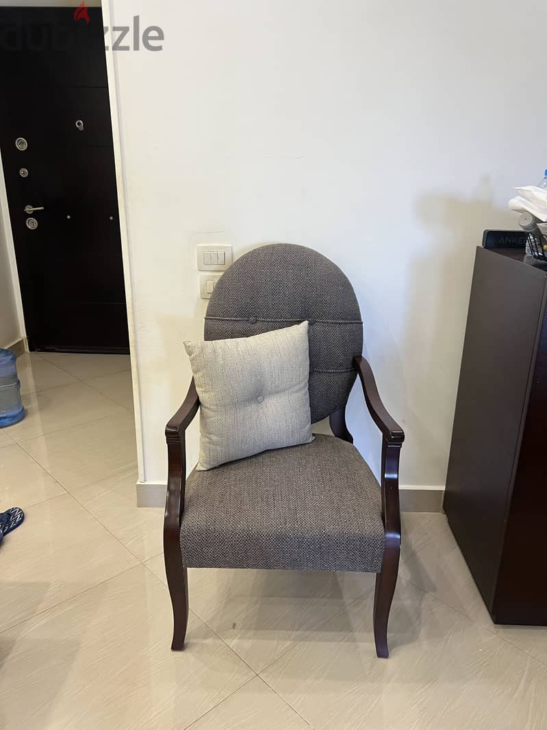Contemporary  reception seatings 2