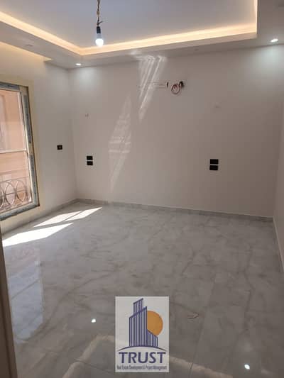 165m Ultra Super Lux Apartment for Sale in Al-Khamail Phase III | Open Landscape View and Close to the Gate