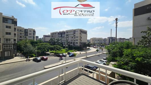 Furnished hotel apartment for rent in Madinaty in B10, furnished with hotel furnishings, modern finishes, ultra-luxury, and contemporary
