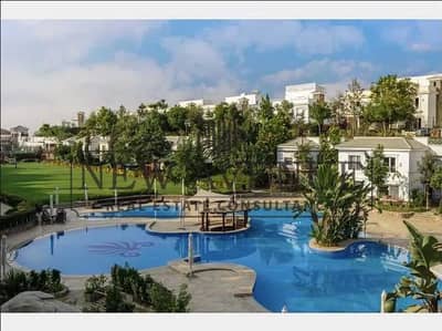 Villa standalone in mountain view ready to move with installments 463 meter new cairo