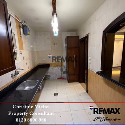 apartement in rehab 1