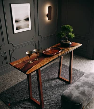 Console gold and black