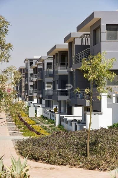شقة للإيجار في تاج سلطان تاج سيتي تشطيب كامل وجاهزة للسكن