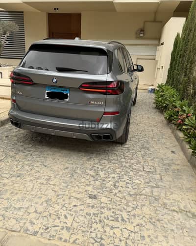 BMW X5 M60 2024