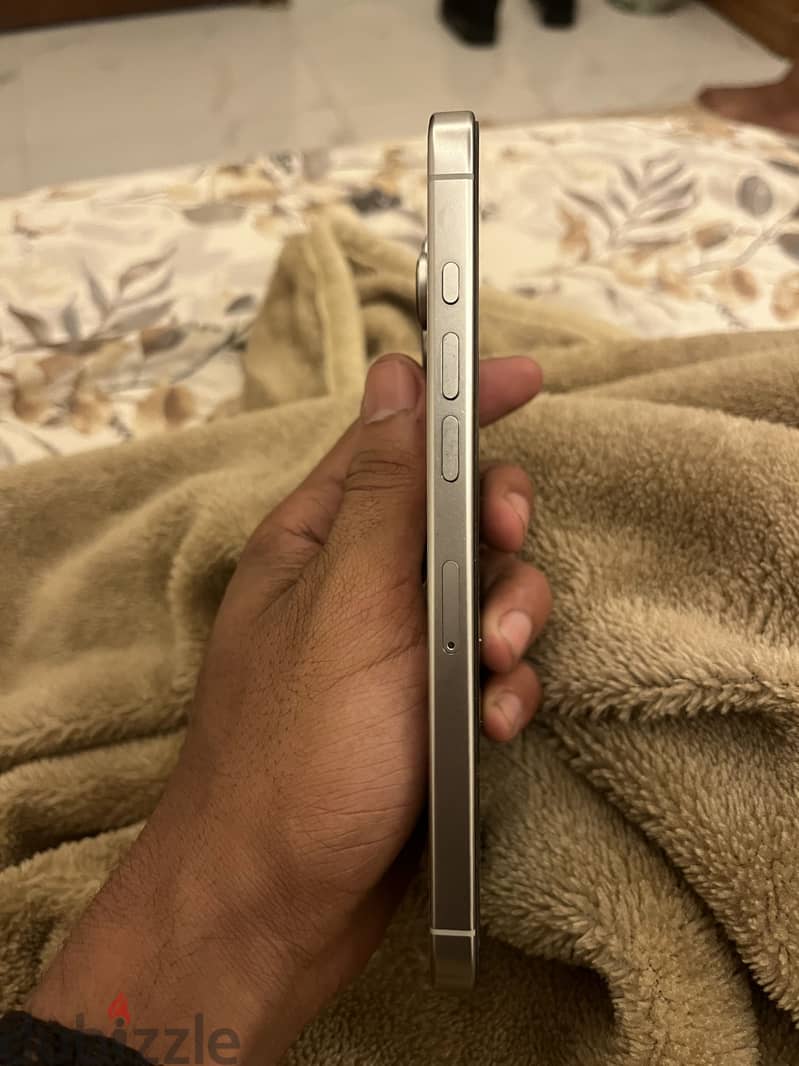 Apple - iPhone 16 Pro Max 3