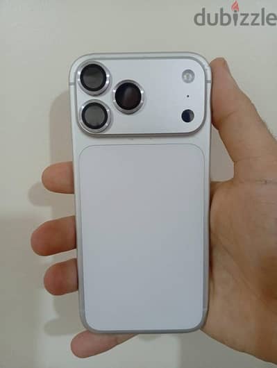 آبل - آيفون 17 برو ماكس