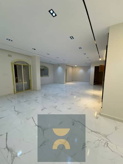 A fully finished apartment in a distinguished location minutes from New Giza Open Air Madinaty the most distinguished phase in front of SODIC East