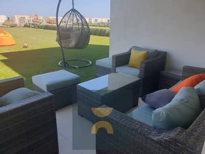 Experience the unique atmosphere of the coast at Cali Coast Ras El Hekma a chalet with a garden next to Hacienda Mountain View minutes from La Vista