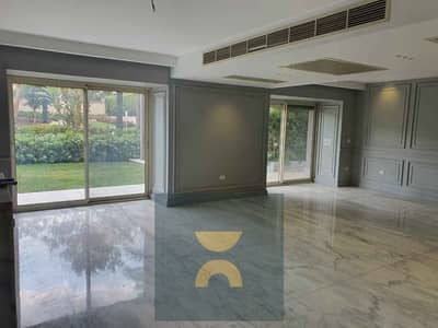 For sale with installments up to 12 years: a 6-bedroom villa opposite Madinaty and directly on the Suez Road minutes from Mivida