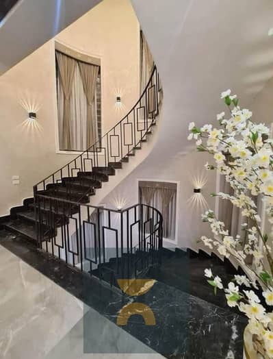 Distinctive townhouse with 4 bedrooms,double view available on a 12year installment plan with a low down payment located on the Suez Road next to Distinctive townhouse with 4 bedrooms,double view available on a 12year installment plan with a low down payment located on the Suez Road next to