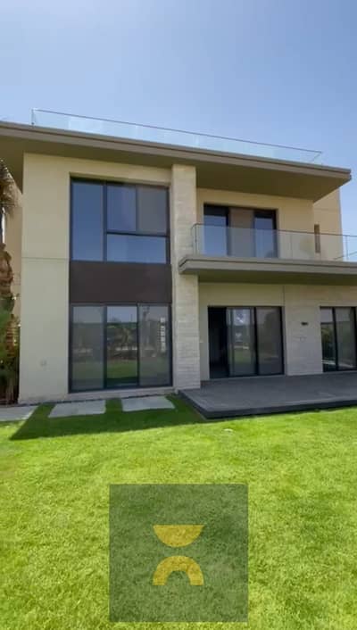 A fully finished, 3 storey standalone villa with a panoramic view available for 15 years with near La Vista and Al Burouj Al Shorouk on the Suez Road.