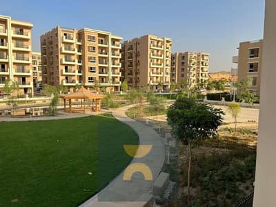 Apartment for sale 12 years installments in the best location special price 50% discount in front of the gates of Al Shorouk next to Madinaty