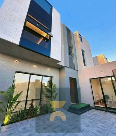 سكن و استثمار على بعد دقايق من الجامعه الامريكيه فيلا بفيو امامى بحرى على مساحات خضراء للبيع ف موقع مميز بالقرب من مفيدا و لافيسنا و هايد بارك