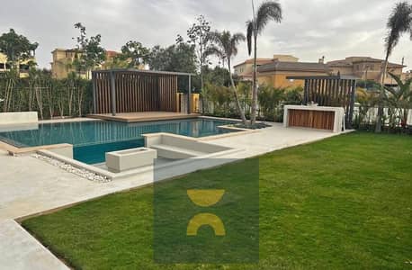 Villa for sale with a swimming pool a real bargain at a great price minutes from Palm Hills and Mountain View and close to Mivida and Sodic