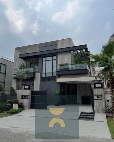 For those seeking ultimate exclusivity, a detached villa on the first row overlooking the landscape (absolute privacy) in El Patio Town New Cairo