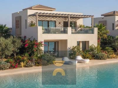 متاح توين هاوس للبيع fully seaview باقرب استلام وخصم 30 % وتقسيط راس الحكمة الساحل الشمالي في سي شور هايد بارك بالقرب من جون سوديك و اوجامي وفوكا باي