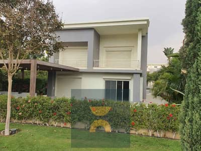 For those seeking luxury living a 5-bedroom corner villa next to Open Air Madinaty in Sarai near Bloomfields La Vista Sodic