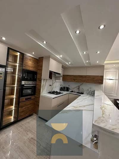 Luxury 3 bedroom villa in Sarai with panoramic lake views, 8-year installments or 50% instant cash discount, minutes from AUC Madinaty & Bloomfields