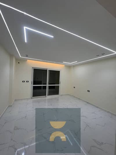 Apartment with 50% instant discount, pool view, for sale or installment over 12 years in Mostakbal City, near The Spine, Madinaty, Haptown & Odyssia.