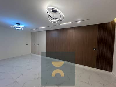 شقة 3 غرف كورنر open view علي لاند اسكيب بالتقسيط علي 12 سنة للبيع علي طريق السويس مباشرة بجوار مدينتي و بريفادوا ودقائق من AUC وبالقرب من جايد وديجار
