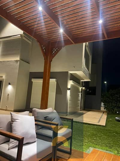 Corner villa, a distinctive open view and 15 year payment plans available next to Al Gamal opposite Mostakbal City madinaty