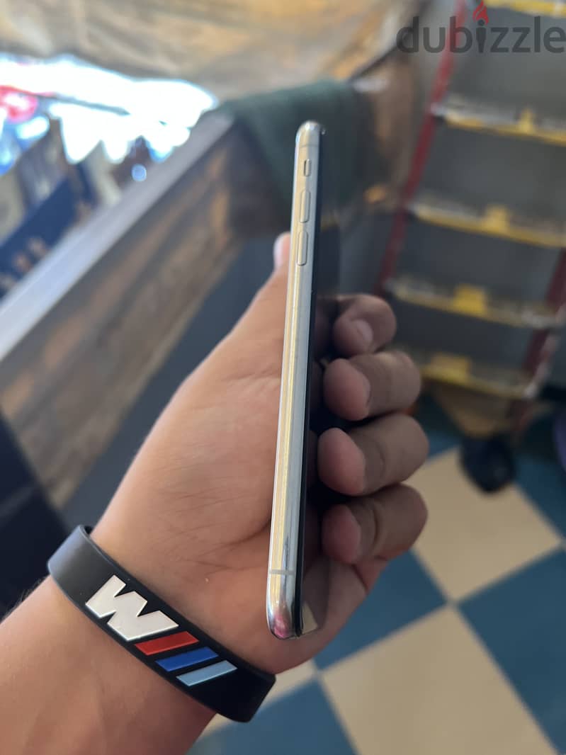 Apple - iPhone XS 3