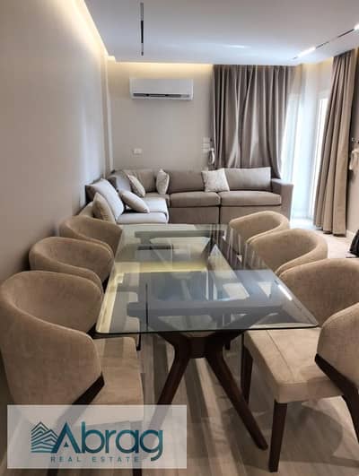 For rent: 150 sqm apartment, 3 bedrooms, modernly furnished and air-conditioned, located in Mountain View iCity October compound.
