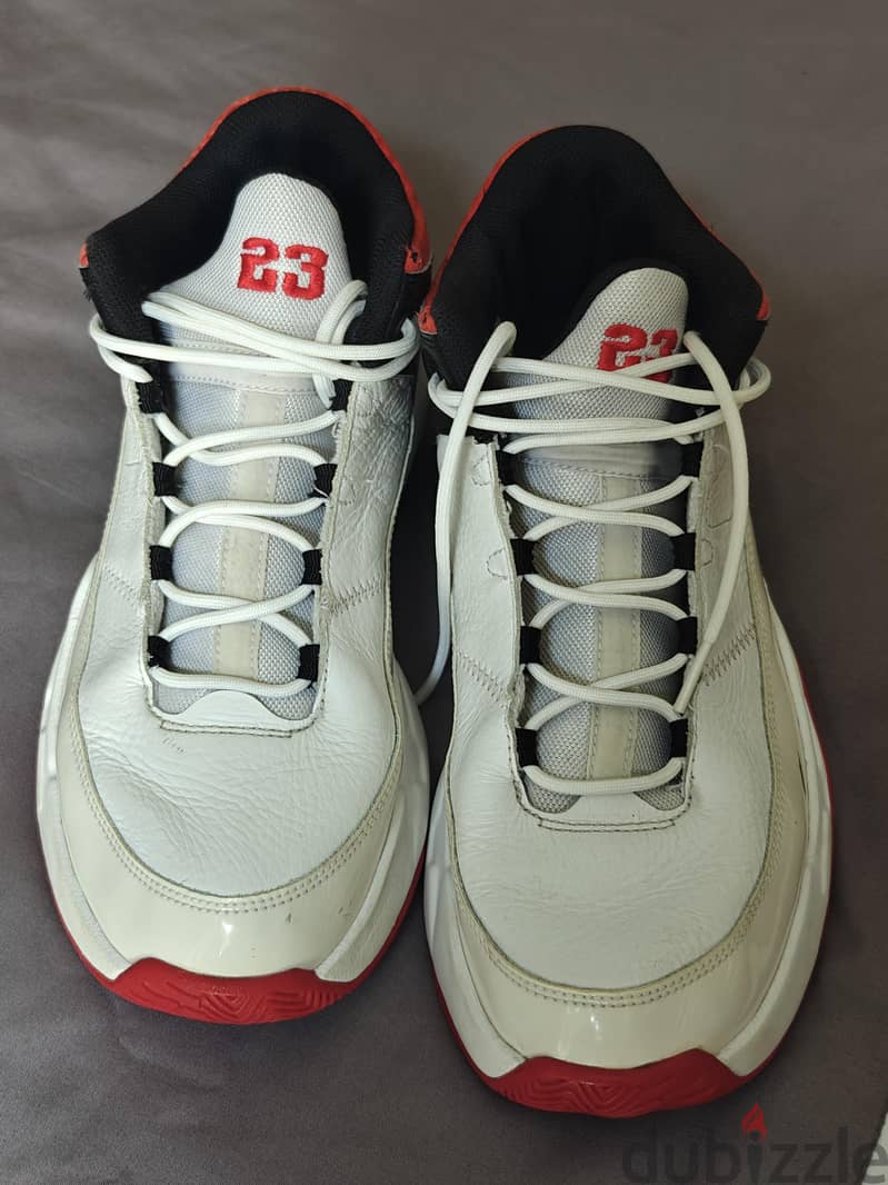 Nike Air Jordan Max Aura 3 4