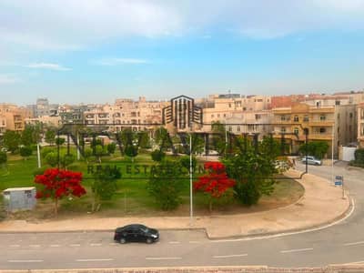 شقة كاملة التشطيب في النرجس 6 – القاهرة الجديدة تطل على جاردن 3000 متر استلام فوري