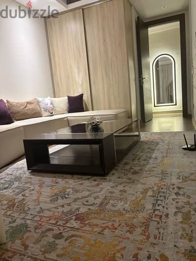 J&M Furniture