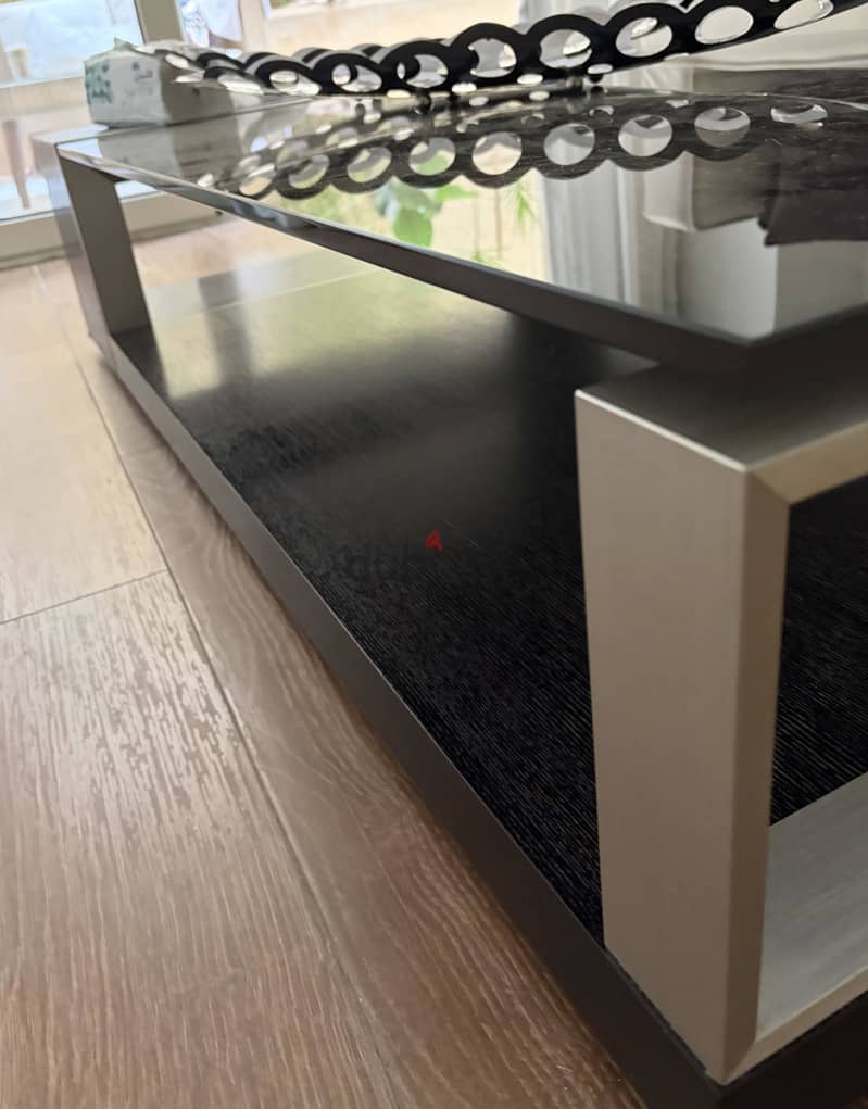 J&M Furniture 3