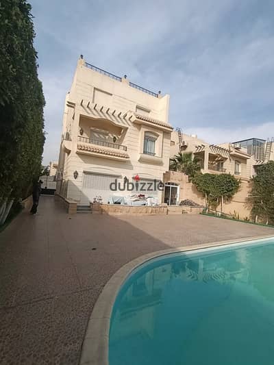 Villa for sale at an exceptional price in Al-Shorouk 2000 Compound