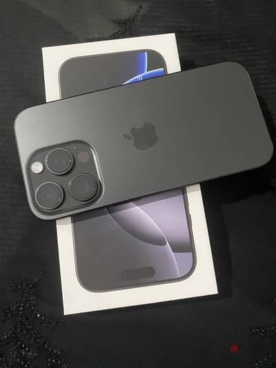 Apple - iPhone 16 Pro Max