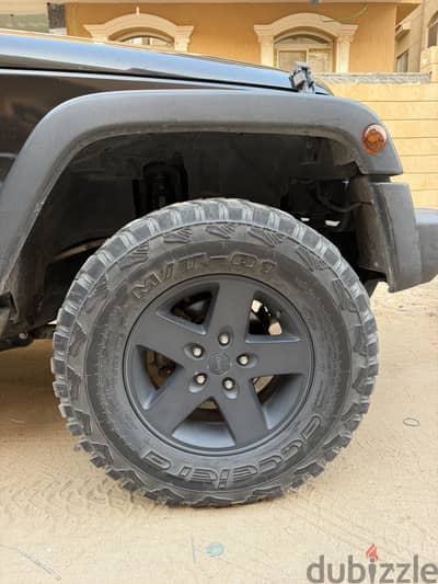 Jeep Wrangler Original Rims and Tires