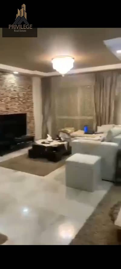 شقة للايجار مميزة في تيجان ١ في قلب زهراء المعادي