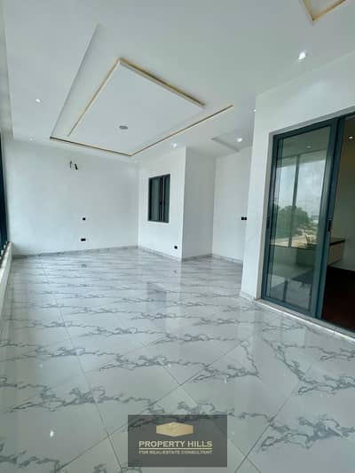 Special apt. with private garden direct on 26 july axis 1 year delivery