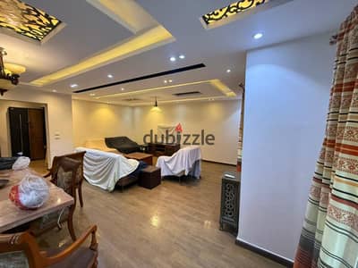 A very special opportunity to own a ground floor apartment with a private garden of 179m and a garden of 50m in Al Rehab City, fully furnished and equipped in a very distinguished location.