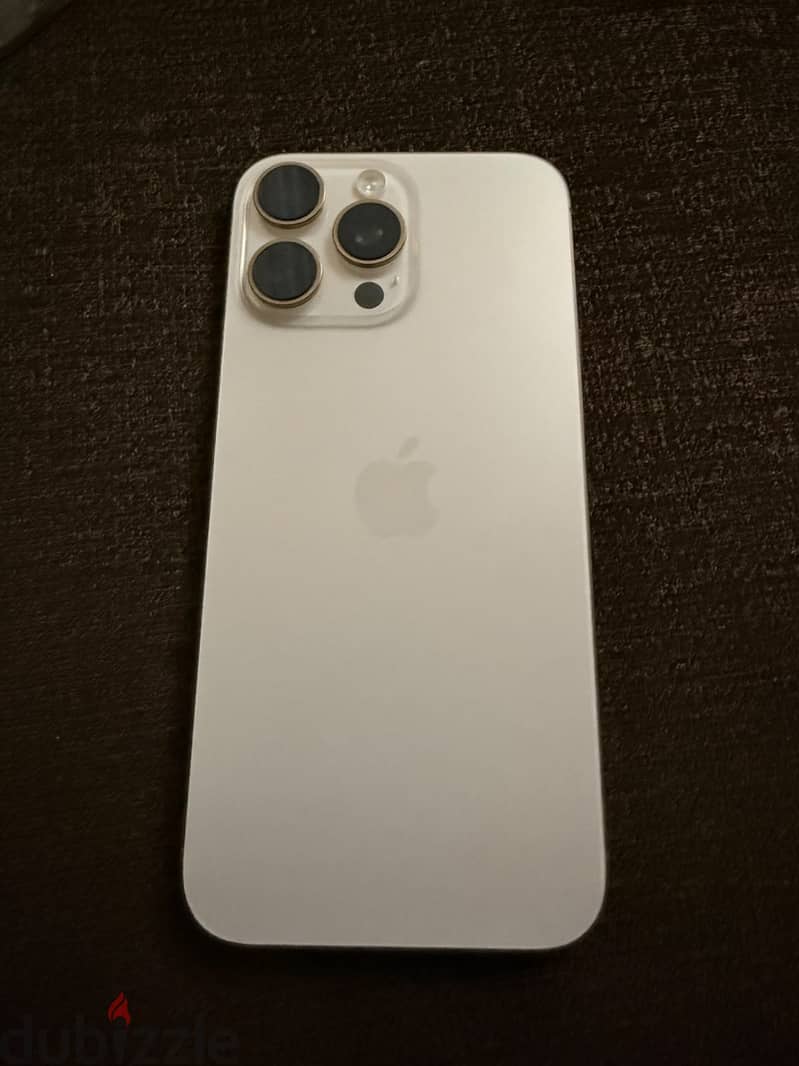 Apple - iPhone 16 Pro Max 1