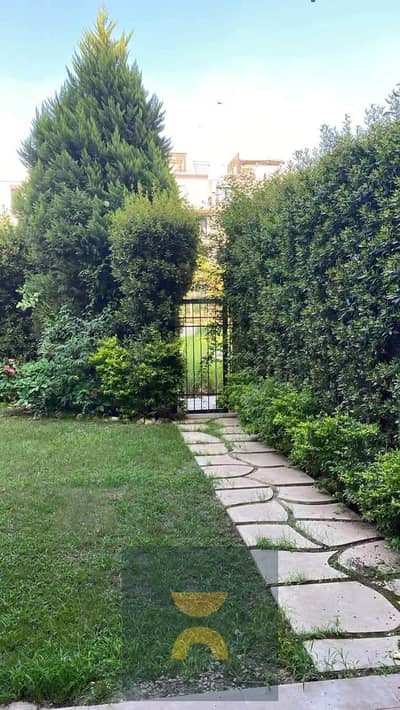 Join the Hyde Park family ! Apartment directly on 90th Street Central Park view prime location next to Z East minutes from Azar and Crescent Walk