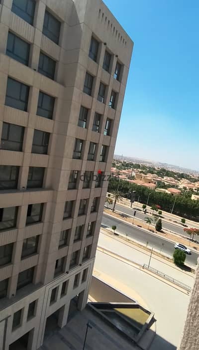 Office 250m open space for rent in a prime location at Arkan Palm205