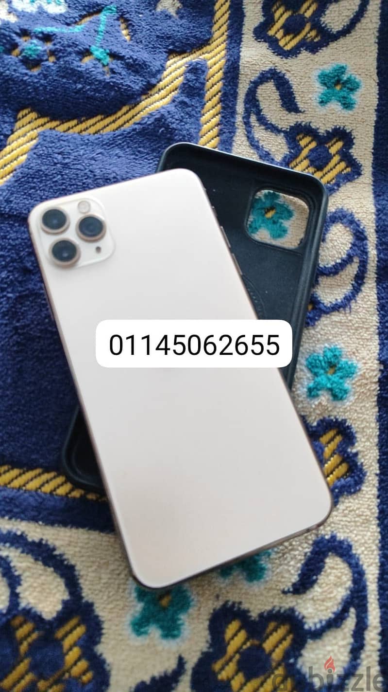 Apple - iPhone 11 Pro Max 3