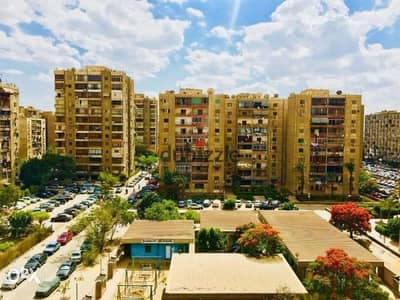 شقة مفروشة مكيفة بالكامل بمدينة نصر خطوات من شارع الطيران ويوسف عباس